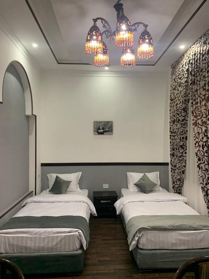 Ikan Registon Hotel Samarkand Exterior foto