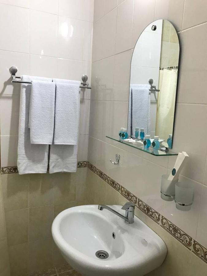 Ikan Registon Hotel Samarkand Exterior foto